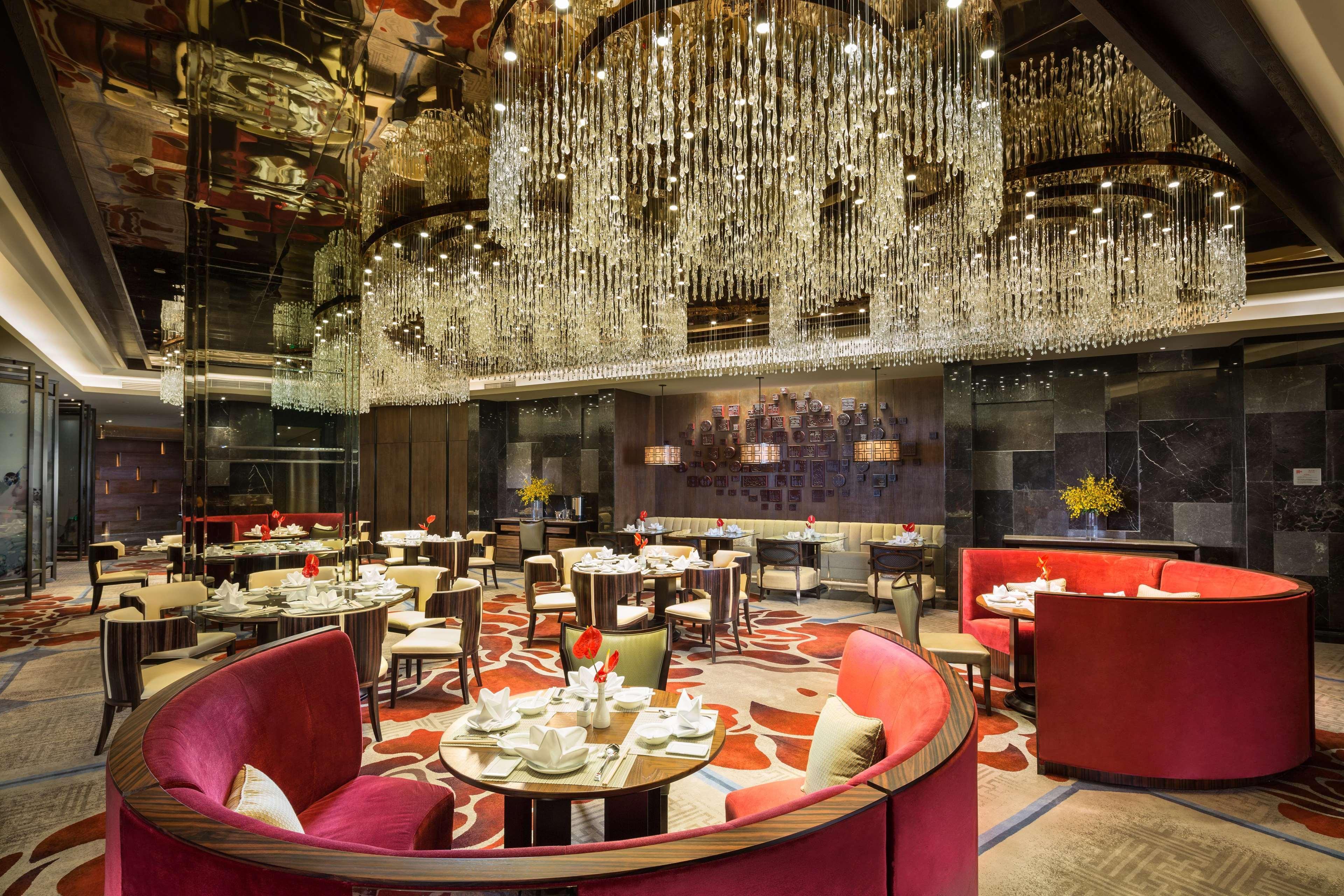 Hilton Urumqi Eksteriør bilde
