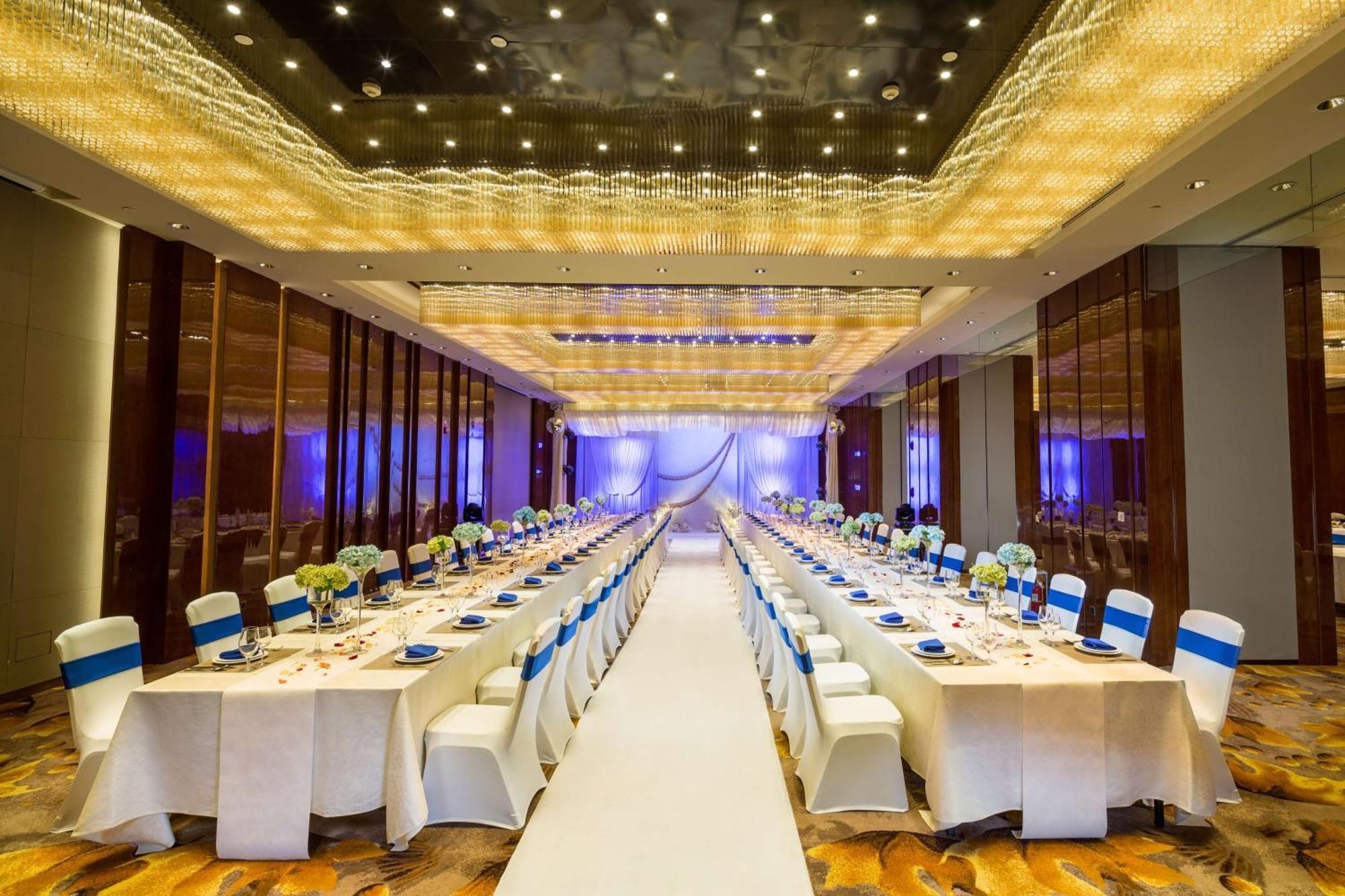 Hilton Urumqi Eksteriør bilde
